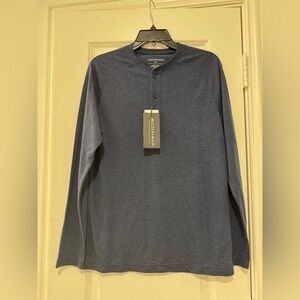 Mizzen+Main Navy Long Sleeve Henley
